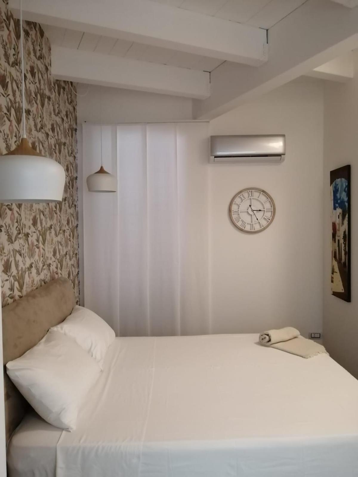 Borgo Fontana B&B Bari Bilik gambar