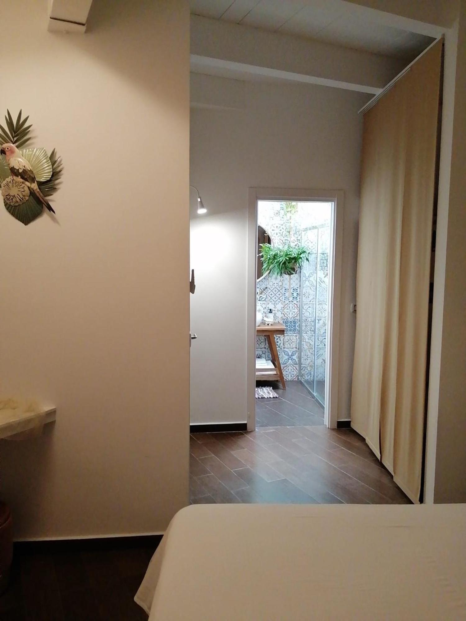 Borgo Fontana B&B Bari Bilik gambar